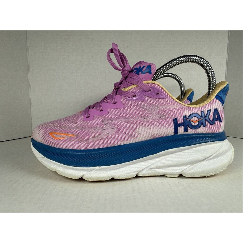 Hoka Clifton 9 Womens Size 6.5 B Cyclamen Sweet Lilac Running Shoes Sneaker